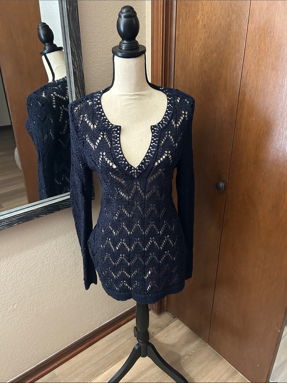 White House Black Market Navy Open-Weave V-Neck Sweater